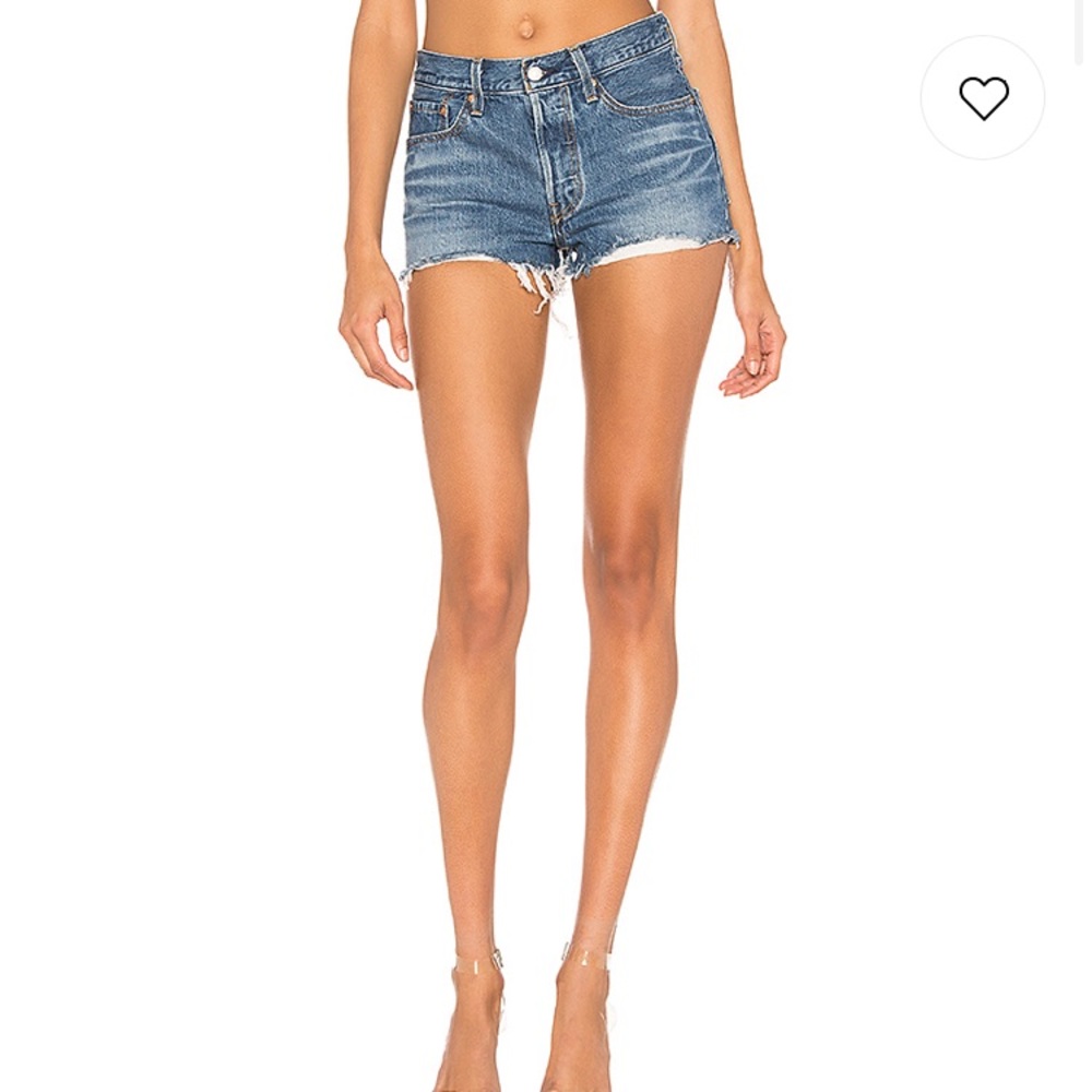 High rise Levi shorts 501
